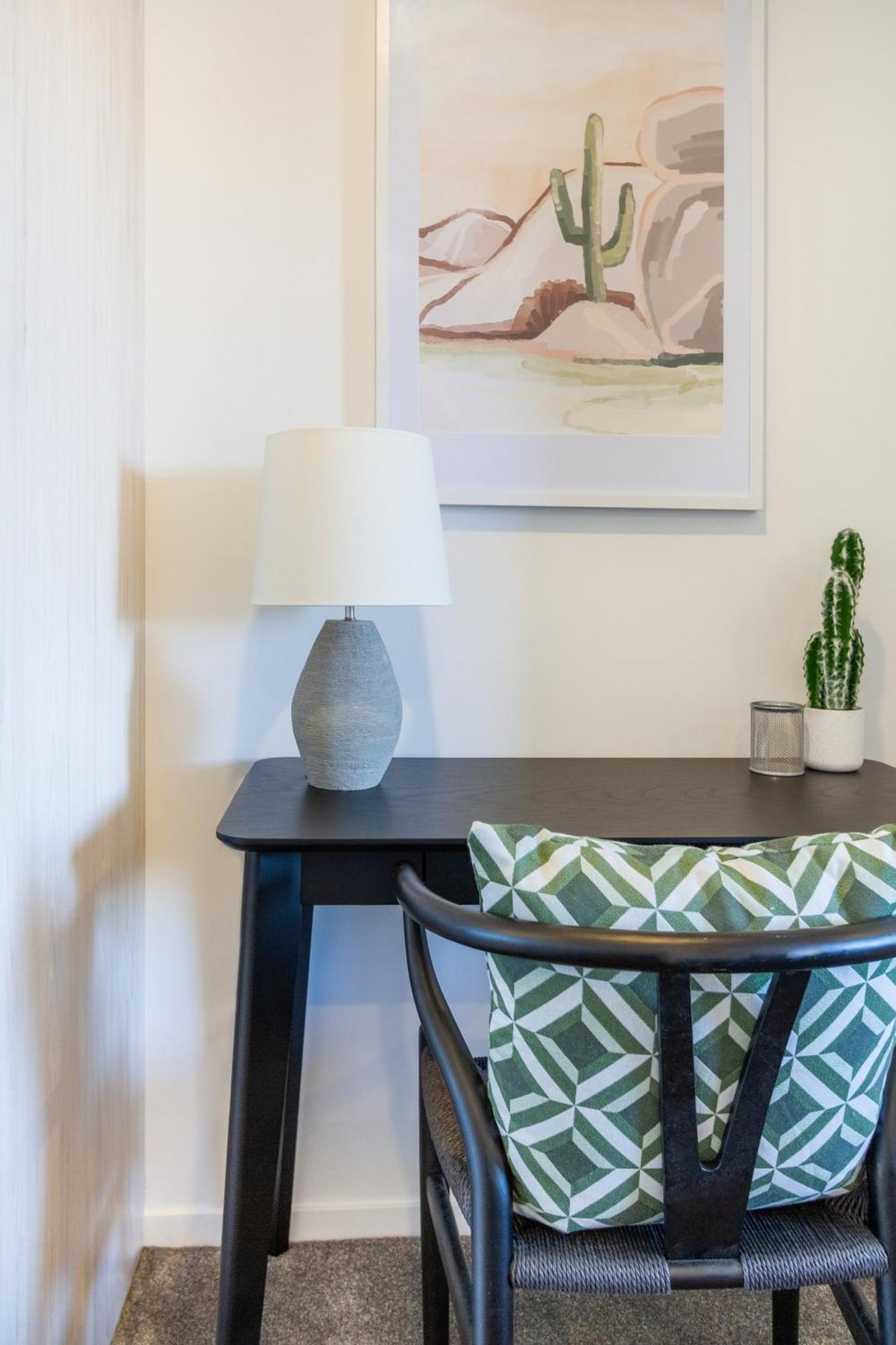 City Living: Upper Studio Haven On Wilmer Christchurch Exteriör bild